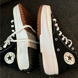 Platform converse